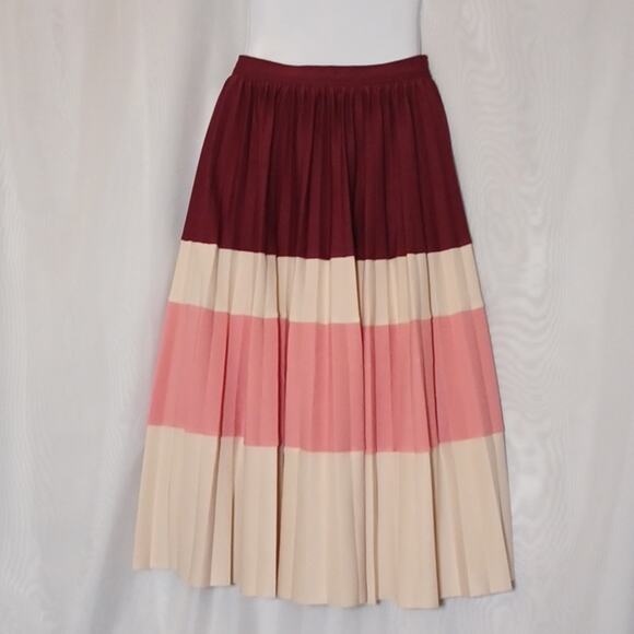 ASOS Design Pleated Color Block Midi Skirt. Size 4 - Picture 5 of 10